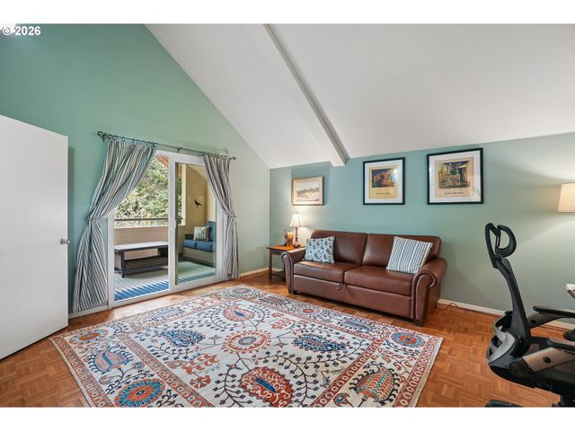 6665 W BURNSIDE St 430, Portland, OR 97210