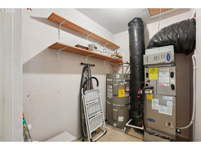 6665 W BURNSIDE St 430, Portland, OR 97210