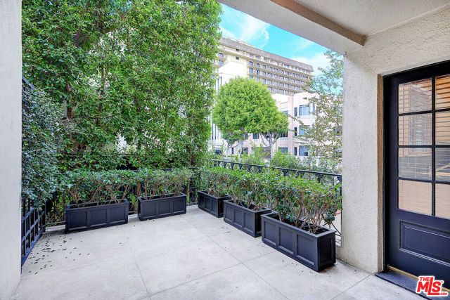 149 S Rodeo Drive, Beverly Hills, CA 90212