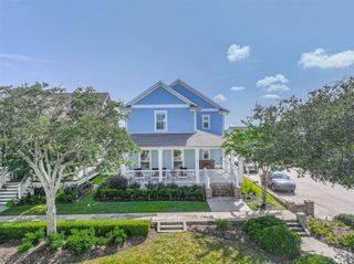 6 Caravelle Court, Galveston, TX 77554