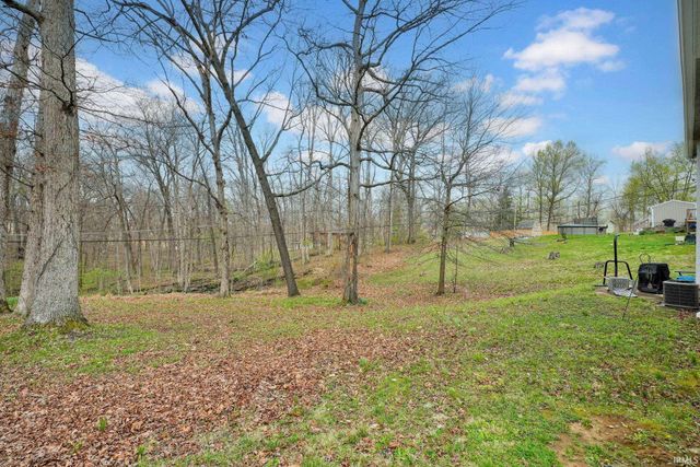 151 White Lane, Bedford, IN 47421