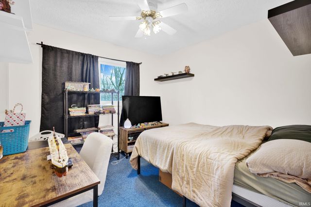 151 White Lane, Bedford, IN 47421