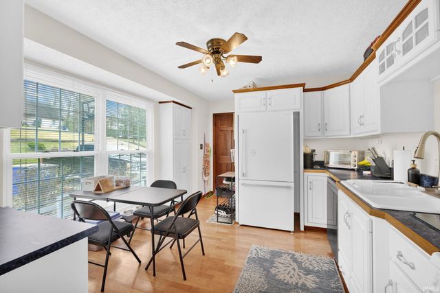 151 White Lane, Bedford, IN 47421