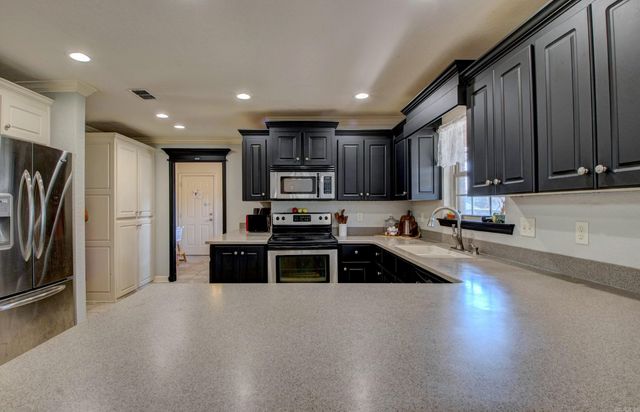 16 Rolling Hills Drive, Cabot, AR 72023