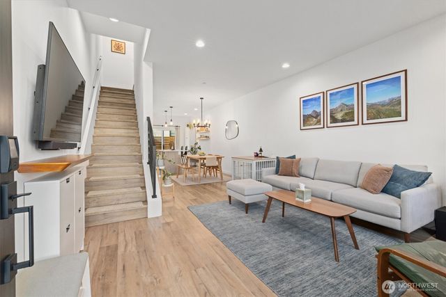 4203 SW Raymond Street, Seattle, WA 98136