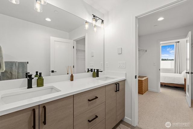 4203 SW Raymond Street, Seattle, WA 98136