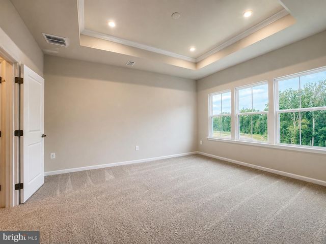 4843 BERRYFIELD LN, Fredericksburg, VA 22408