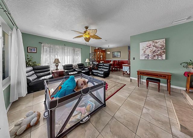 913 HELENA DRIVE, Brandon, FL 33511