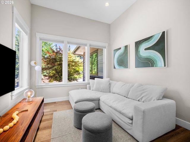 17680 STAFFORD Rd, Lake Oswego, OR 97034