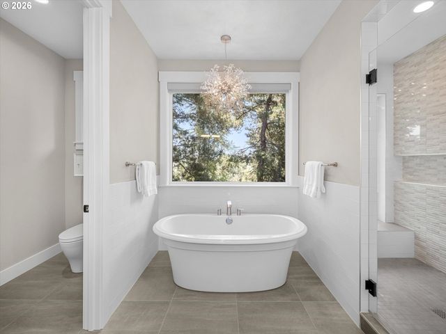 17680 STAFFORD Rd, Lake Oswego, OR 97034