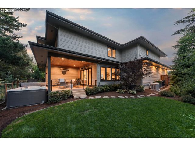 17680 STAFFORD Rd, Lake Oswego, OR 97034