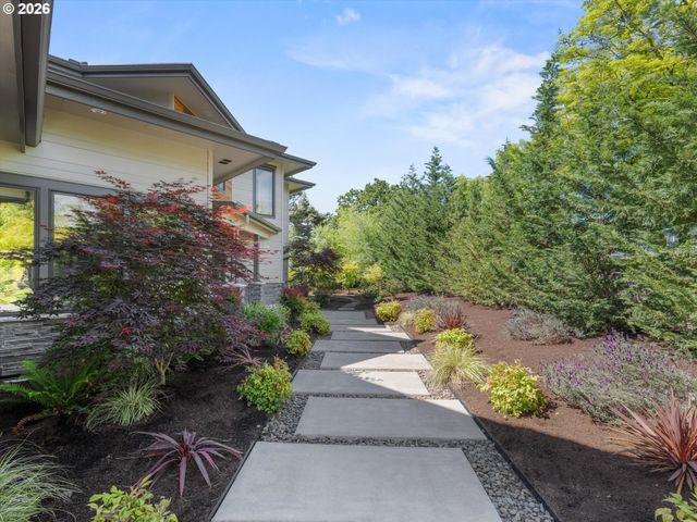 17680 STAFFORD Rd, Lake Oswego, OR 97034
