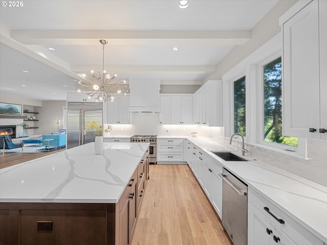 17680 STAFFORD Rd, Lake Oswego, OR 97034