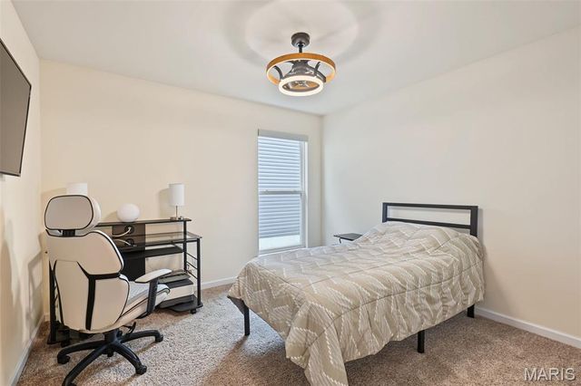 284 Crestfield Court, St Charles, MO 63301