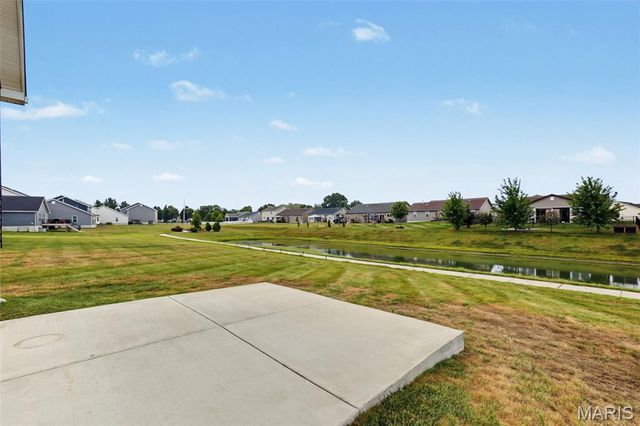 284 Crestfield Court, St Charles, MO 63301