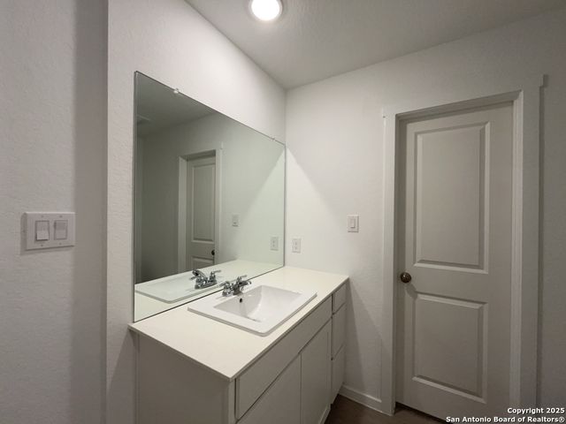 788 Bullsnake Trail, New Braunfels, TX 78132
