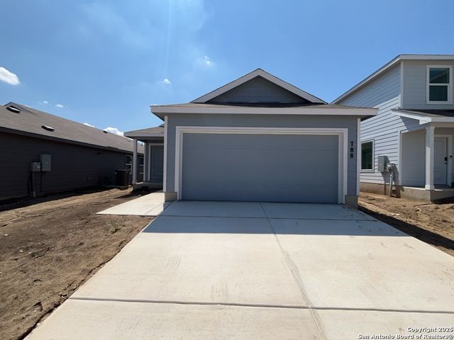 788 Bullsnake Trail, New Braunfels, TX 78132
