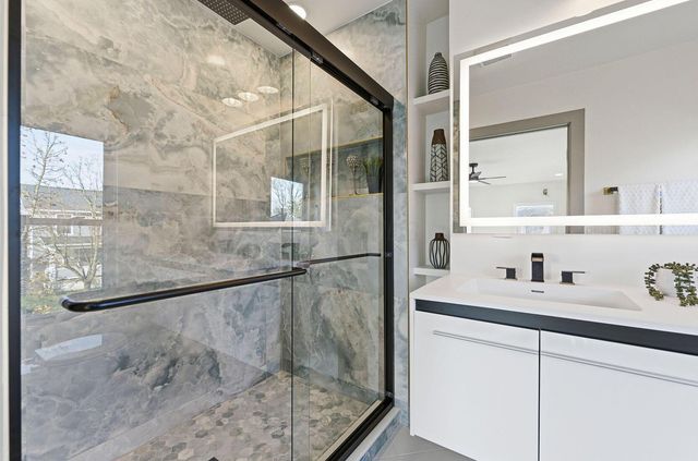 975 Carpenter Street, Columbus, OH 43206