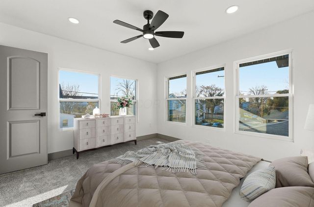 975 Carpenter Street, Columbus, OH 43206