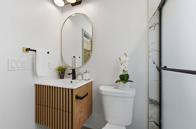 975 Carpenter Street, Columbus, OH 43206