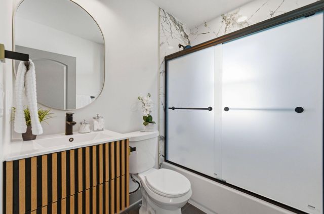 975 Carpenter Street, Columbus, OH 43206