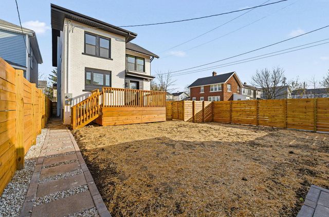 975 Carpenter Street, Columbus, OH 43206