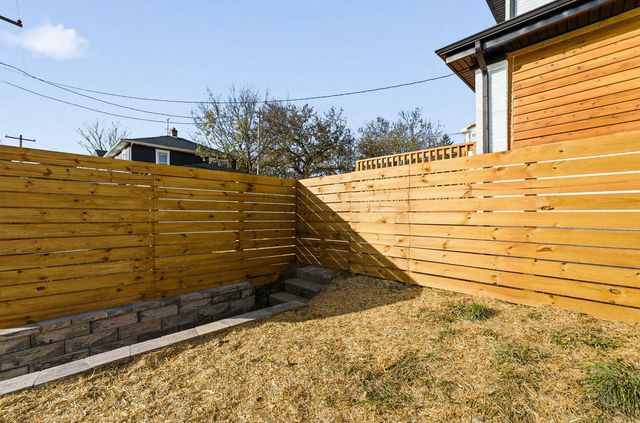 975 Carpenter Street, Columbus, OH 43206