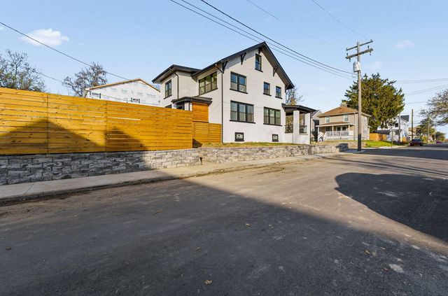 975 Carpenter Street, Columbus, OH 43206