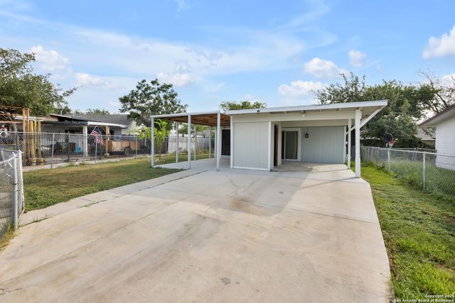 5751 Indian Sky, San Antonio, TX 78242