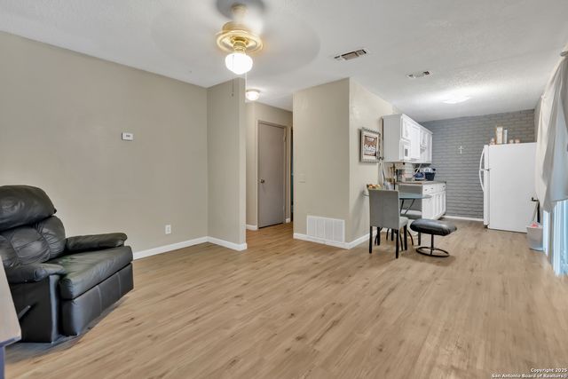 5751 Indian Sky, San Antonio, TX 78242