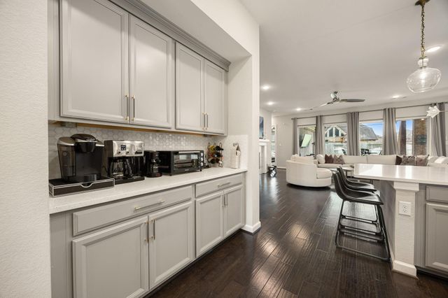 2011 Big Creek Way, Missouri City, TX 77459