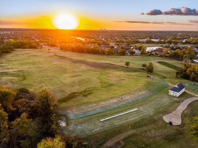 2011 Big Creek Way, Missouri City, TX 77459