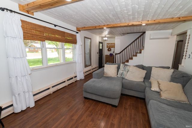 22 Shore Manor Court, Bristol, IN 46507