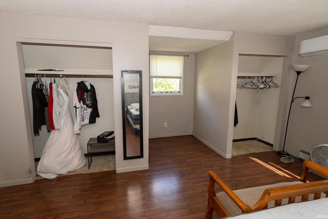 22 Shore Manor Court, Bristol, IN 46507
