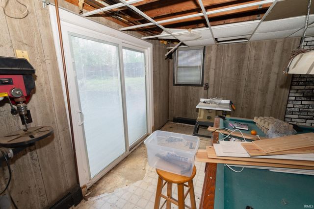 22 Shore Manor Court, Bristol, IN 46507