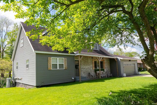 22 Shore Manor Court, Bristol, IN 46507