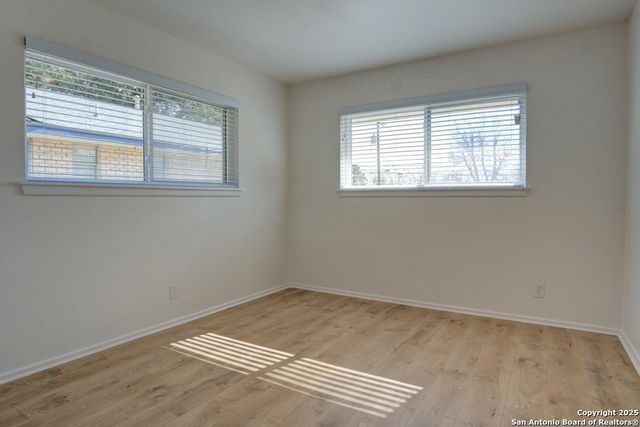 150 Sprucewood, San Antonio, TX 78216