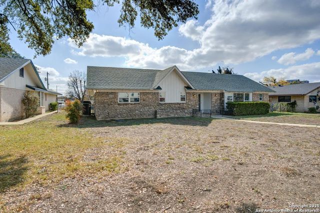 150 Sprucewood, San Antonio, TX 78216