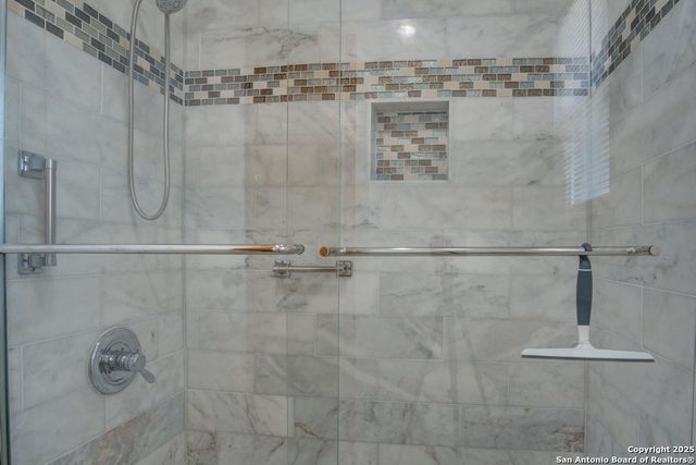 150 Sprucewood, San Antonio, TX 78216