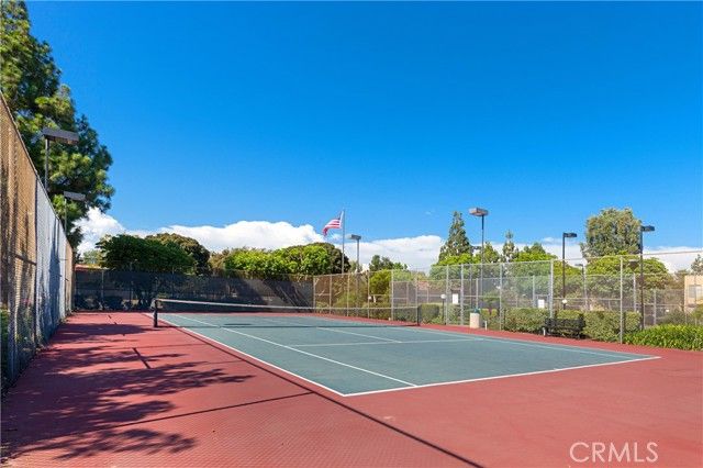 1000 W Macarthur Boulevard 18, Santa Ana, CA 92707