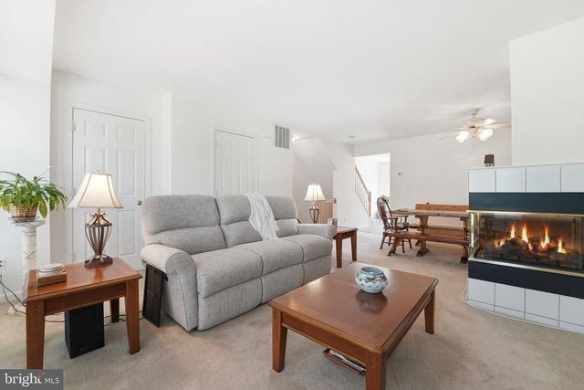 8222 RAMSEUR PL, Manassas, VA 20109