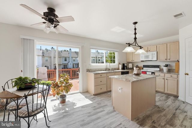 8222 RAMSEUR PL, Manassas, VA 20109