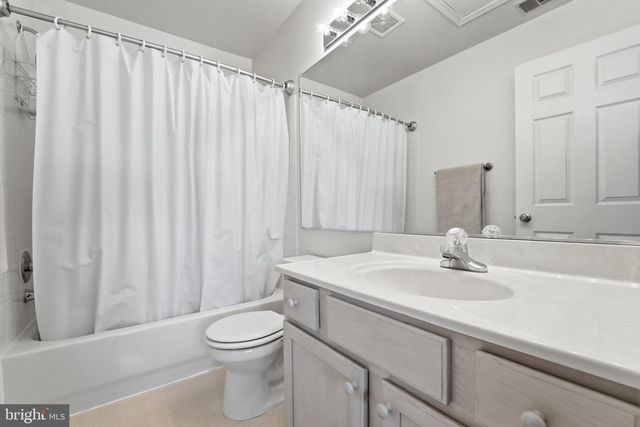 8222 RAMSEUR PL, Manassas, VA 20109