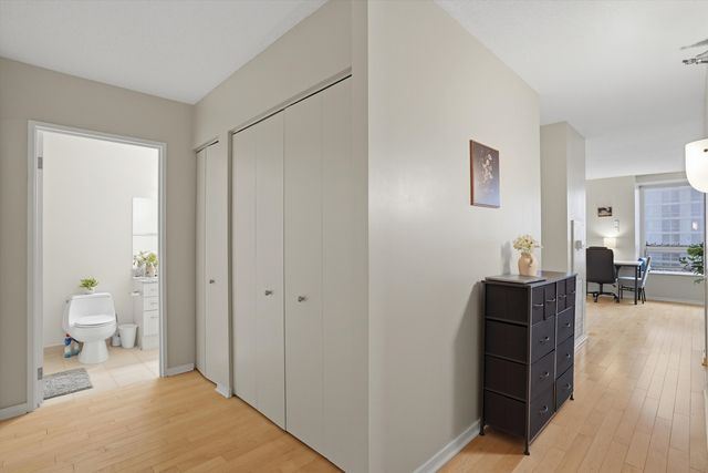 512 N McClurg Court 2309, Chicago, IL 60611