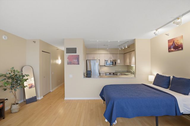 512 N McClurg Court 2309, Chicago, IL 60611