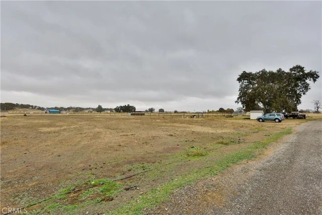 4210 Osborn Road, Flournoy, CA 96029