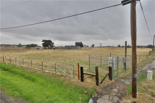 4210 Osborn Road, Flournoy, CA 96029