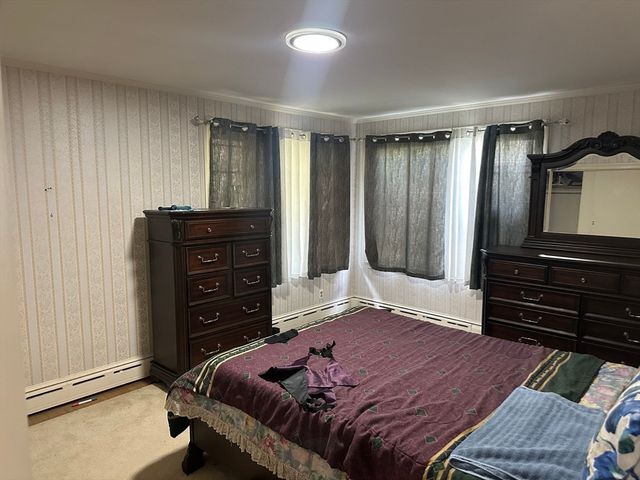 24 Highland Ter, Taunton, MA 02780