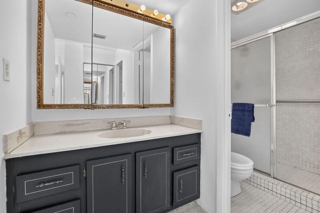 1100 Saint Charles Place 203, Pembroke Pines, FL 33026