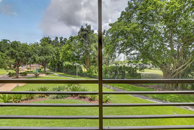 1100 Saint Charles Place 203, Pembroke Pines, FL 33026